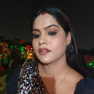 Meet your Posher, Puja